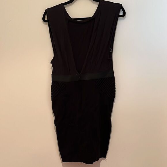 Free People size medium black t shirt dress with front pocket - Picture 4 of 7